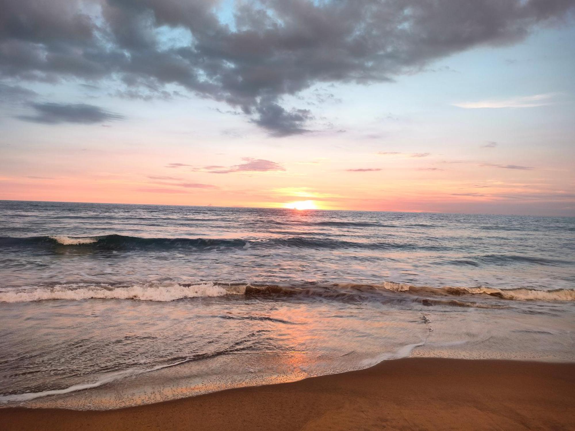 Revibe Beach Hostel Gokarna Gokarna  Exterior photo