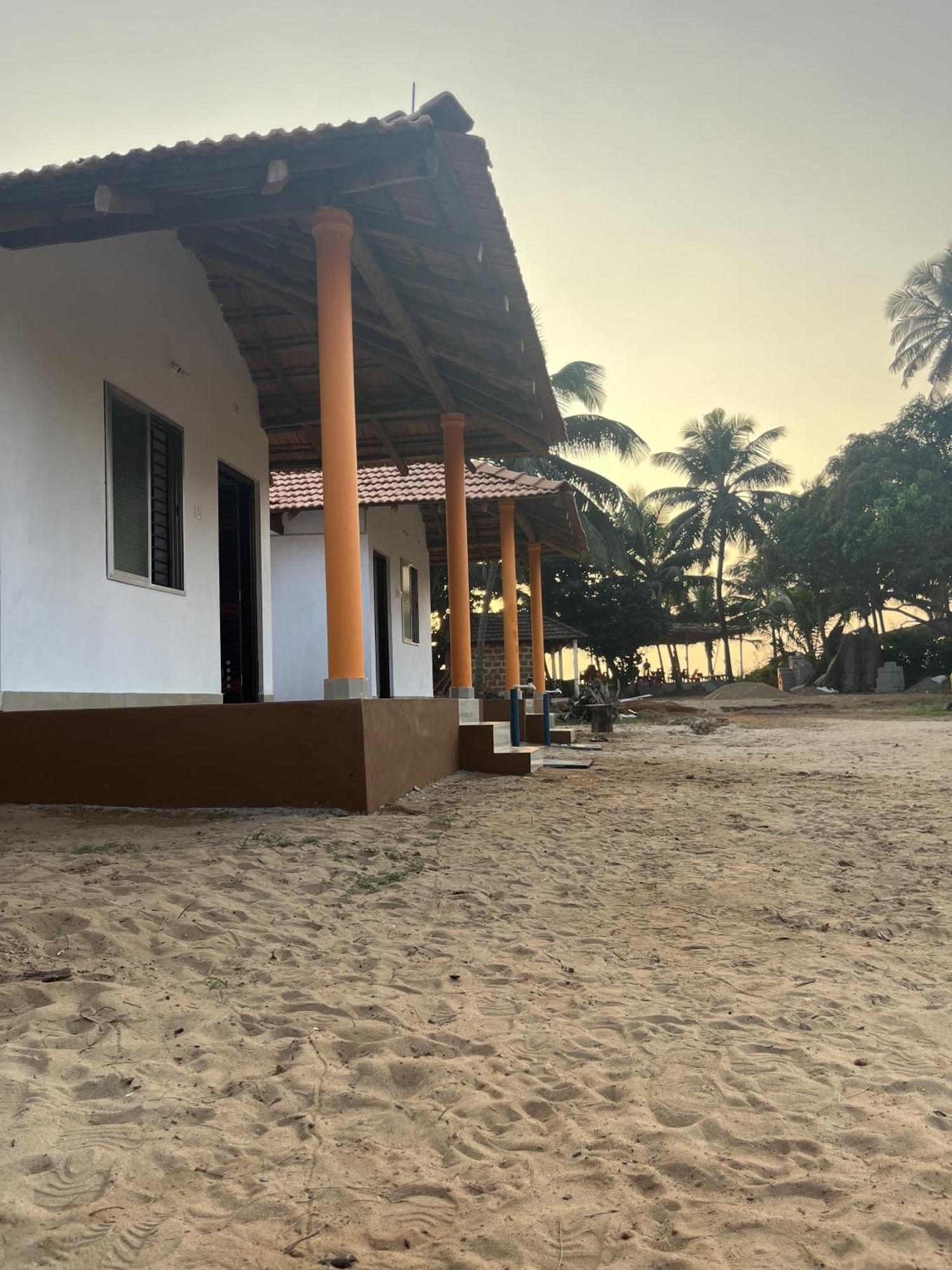 Revibe Beach Hostel Gokarna Gokarna  Exterior photo